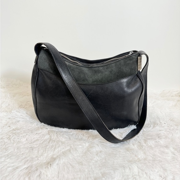 Vintage Burberry London  Black Leather Crossbody/Shoulder Bag‎ . - Picture 1 of 10